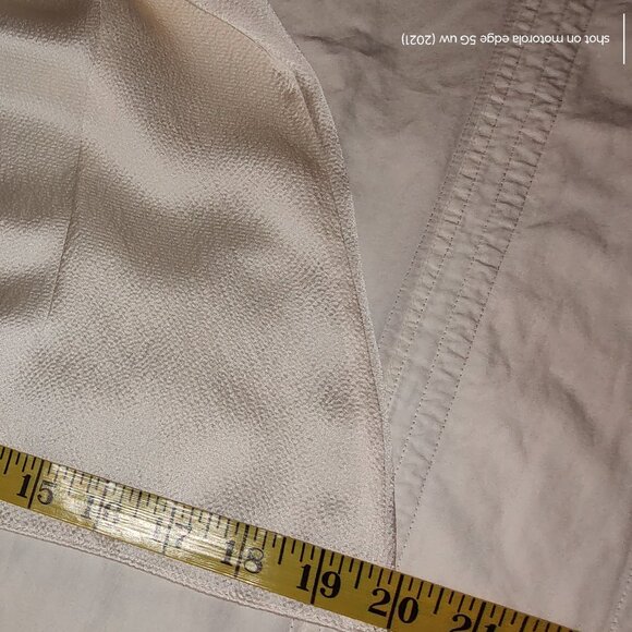 WHITE HOUSE BLACK MARKET BLOUSE SILK COWL DRAPED RUFFLED NECK IVORY XS - Picture 7 of 9